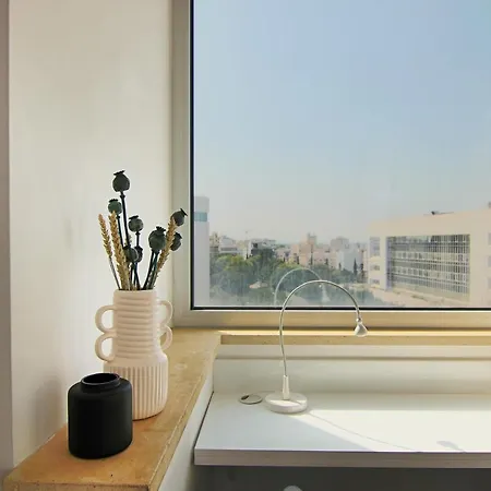 Daire Phaedrus Living: Luxury 503
