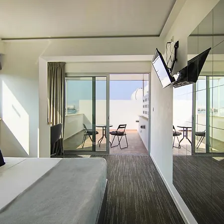 Daire Phaedrus Living: Luxury 503 *