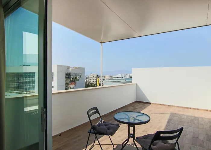 Phaedrus Living: Luxury 503 Апартаменти Нікосія